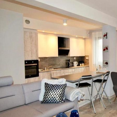 Apartament Lilla Jelenia Góra Exteriör bild