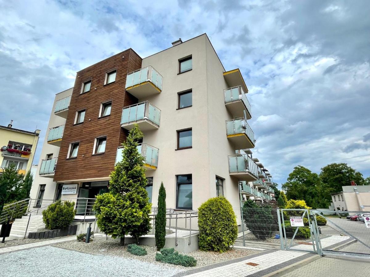 Apartament Lilla Jelenia Góra Exteriör bild