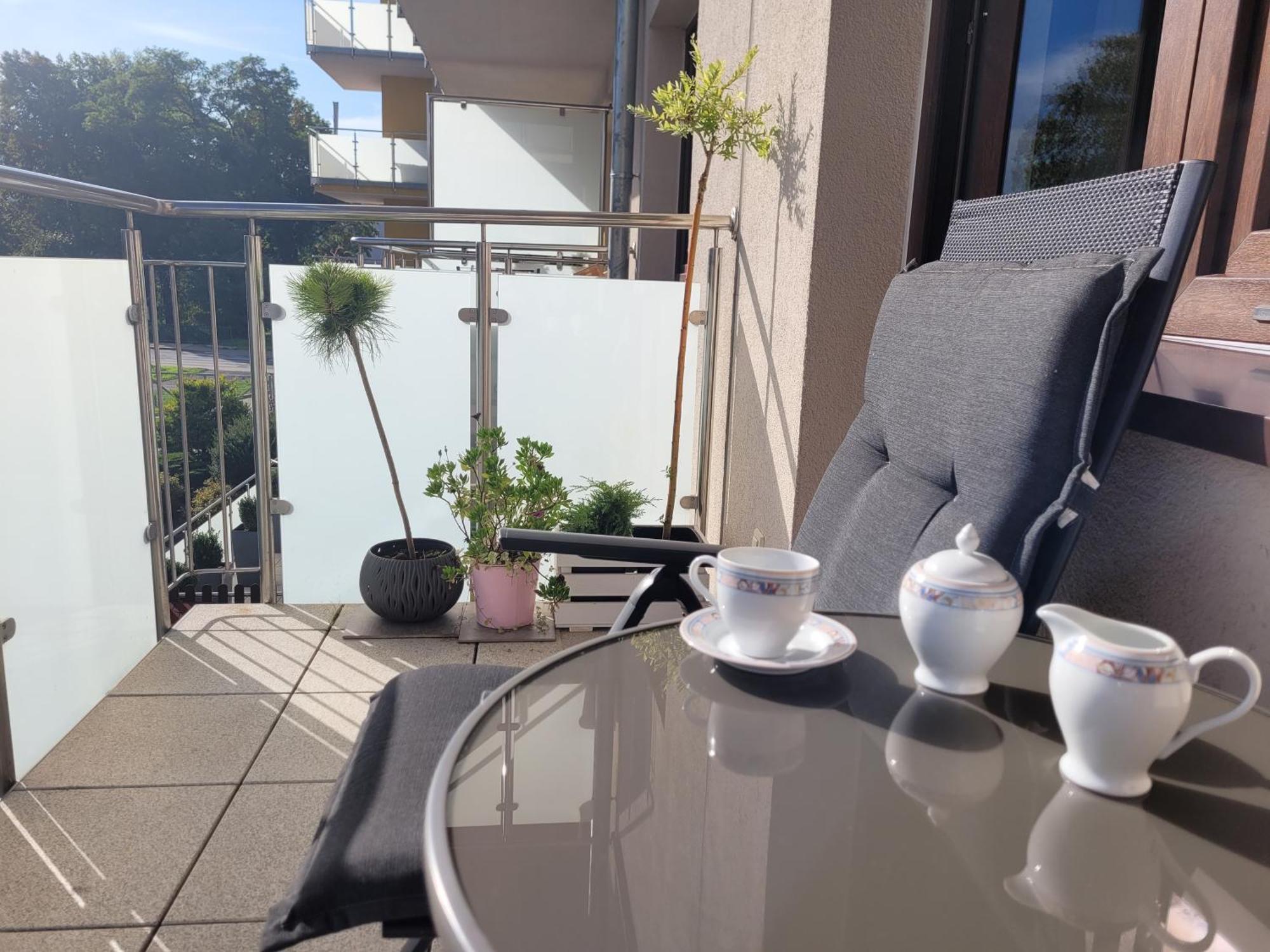 Apartament Lilla Jelenia Góra Exteriör bild