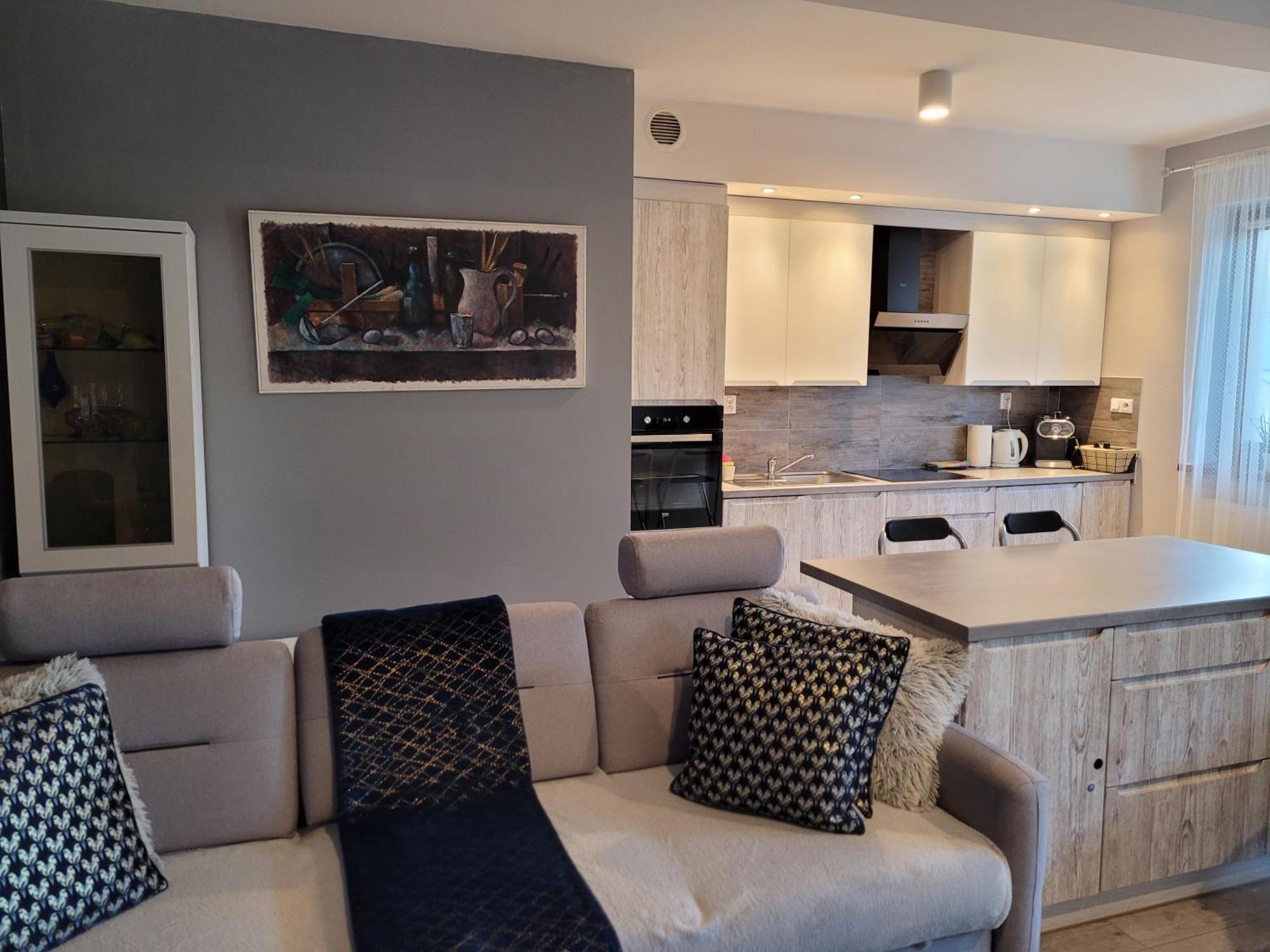 Apartament Lilla Jelenia Góra Exteriör bild